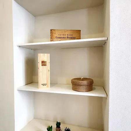 Classy Homes - C' Era Volta Apartment