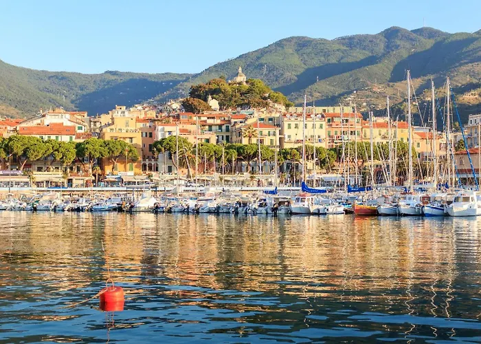 Classy Homes - C' Era Volta *